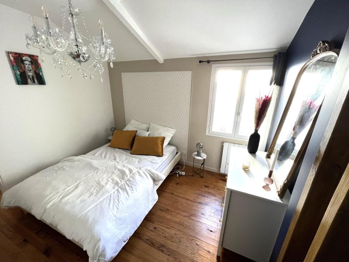 Apartament Duplex Entre La Cathedrale Et La Basilique Reims Zewnętrze zdjęcie